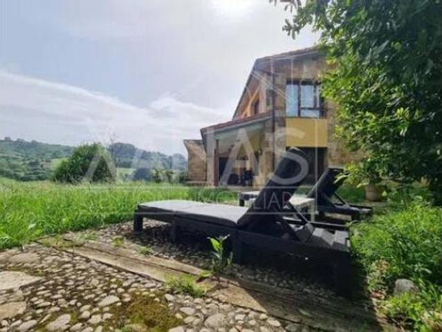 Chalet Venta Siero, Anes Samartindianes Samartino