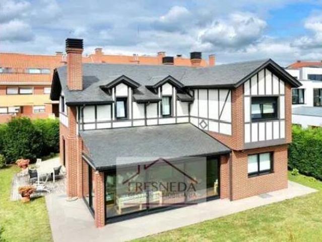 Chalet Venta Siero, La Fresneda Bobes Valbona Viella
