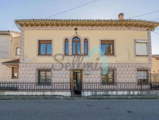 Chalet Venta Siero, Santiago Arenas Carbayín Lieres