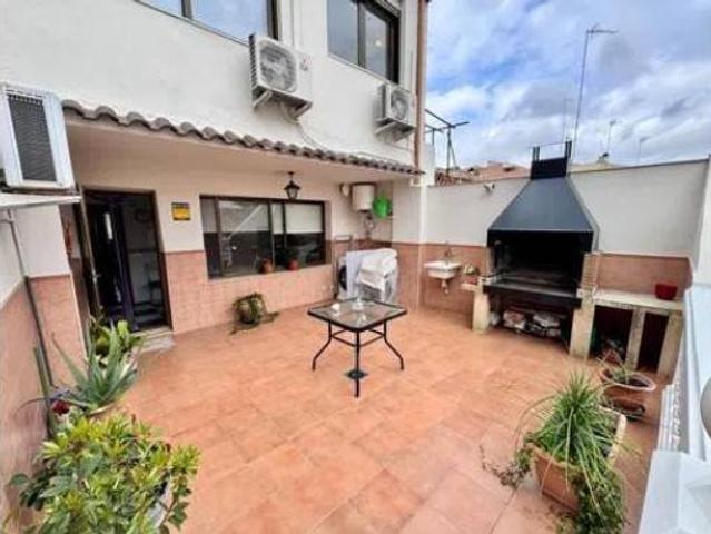 Chalet Venta Silla, Silla