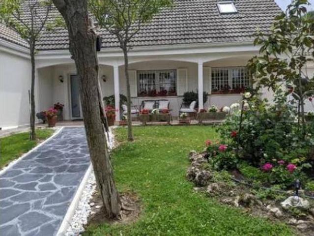 Chalet Venta Pozuelo de Alarcón, Monte Alina La Cabaña