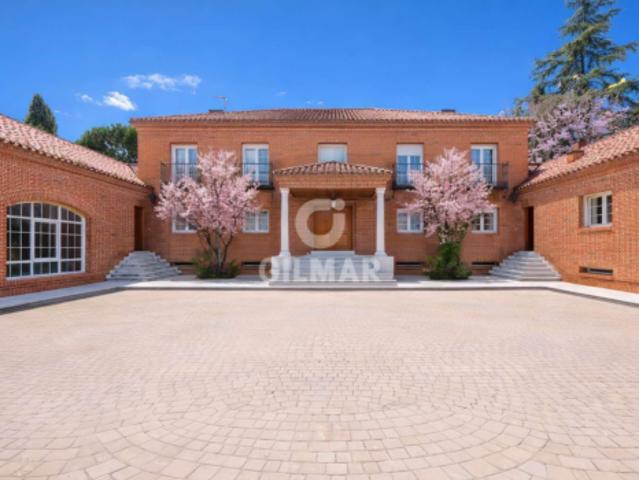 Chalet Venta Pozuelo de Alarcón, Estación Zona Norte