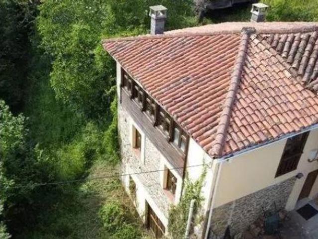 Chalet Venta Ponga, Beleño