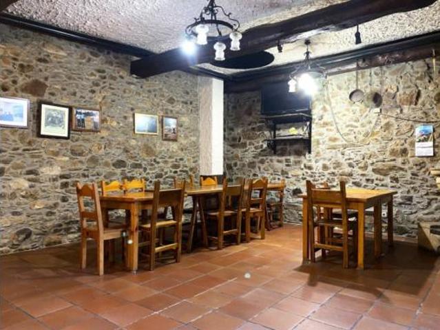 Chalet Venta Ponferrada, Flores del Sil La Martina