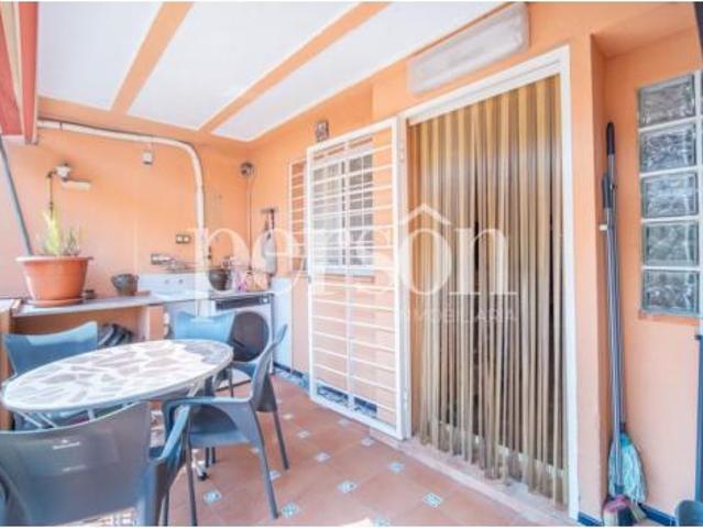 Chalet Venta Paterna, Centre