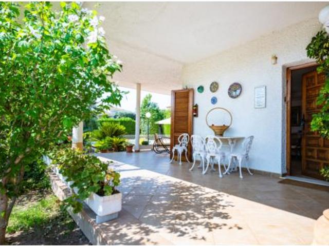 Chalet Venta Paterna, La Canyada La Cañada