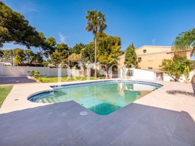 Chalet Venta Paterna, La Canyada La Cañada