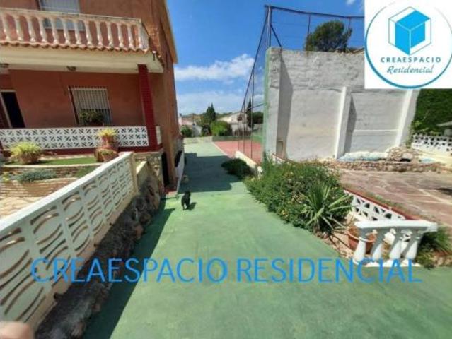 Chalet Venta Paterna, Fuente del Jarro