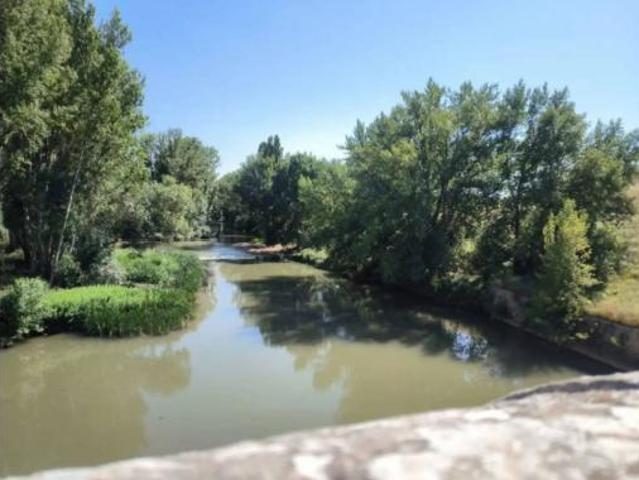 Chalet Venta Palacios de Riopisuerga, Palacios de Riopisuerga