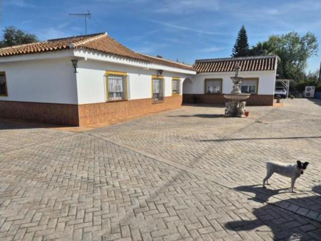 Chalet Venta Palomares del Río, Palomares del Río