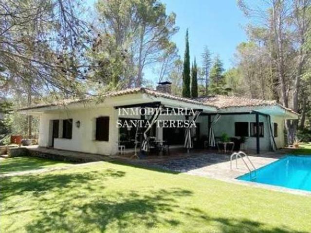 Chalet Venta Pareja, Pareja