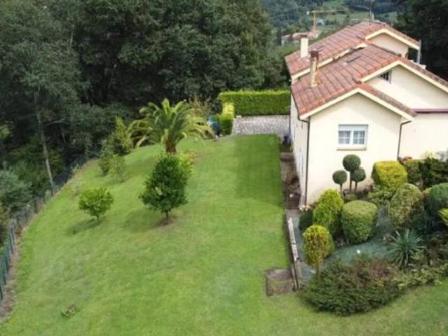 Chalet Venta Parres, Parres