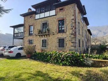 Chalet Venta Parres, Parres