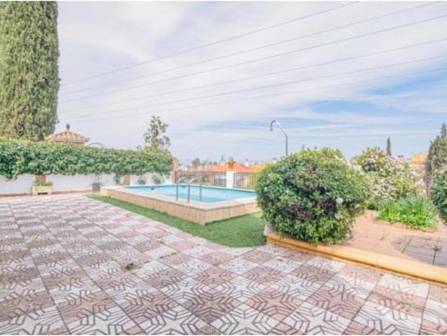 Chalet Venta Peligros, Peligros