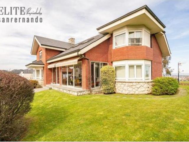 Chalet Venta Piélagos, Boo de Piélagos