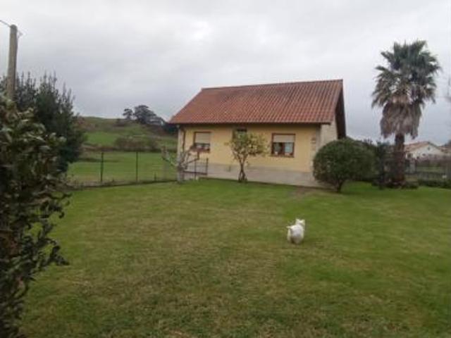 Chalet Venta Piélagos, Liencres
