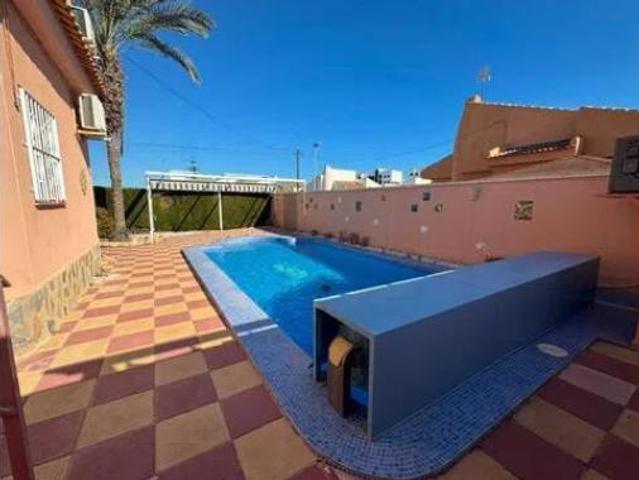 Chalet Venta Pilar de la Horadada, Mil Palmeras