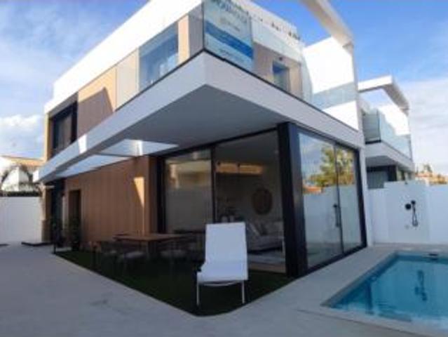 Chalet Venta Pilar de la Horadada, Núcleo