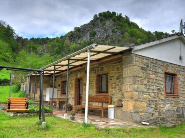 Chalet Venta Piloña, Artedosa