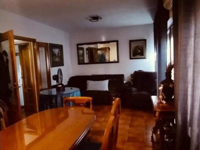 Chalet Venta Puertollano, Fraternidad