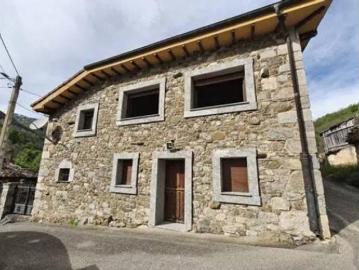 Chalet Venta Quirós, Bárzana de Quirós