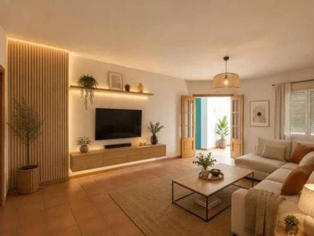 Chalet Venta Robledo de Chavela, Urbanización La Suiza Española