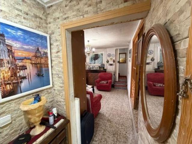 Chalet Venta Robledo de Chavela, Urbanización La Suiza Española