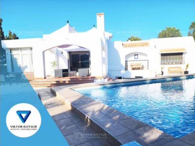 Chalet Venta Roquetas de Mar, Urbanización de Roquetas Las Marinas