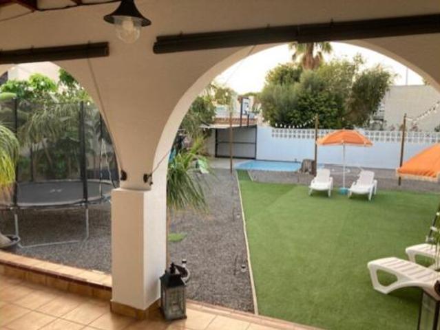 Chalet Venta Roquetas de Mar, Urbanización de Roquetas Las Marinas