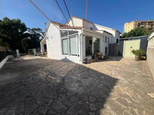Chalet Venta Roses, Roses