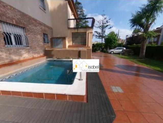 Chalet Venta Reus, Ponent