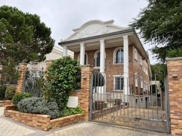 Chalet Venta Rivas Vaciamadrid, Centro