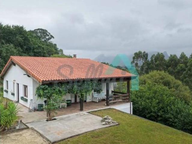 Chalet Venta Ribadesella, Camango