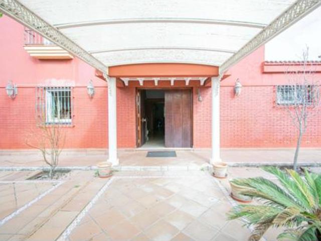 Chalet Venta Tomares, Las Almenas