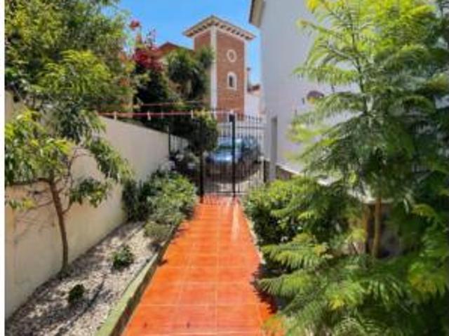 Chalet Venta Torrox, Urbanización Santa Rosa Generación del 27