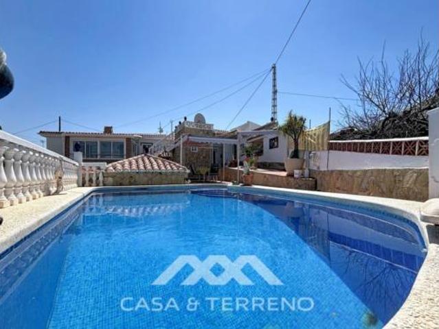 Chalet Venta Torrox, Urbanización Santa Rosa Generación del 27