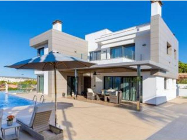 Chalet Venta Torrevieja, Torrevieja