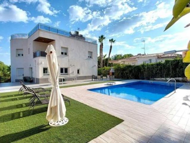 Chalet Venta Torrevieja, Torrevieja