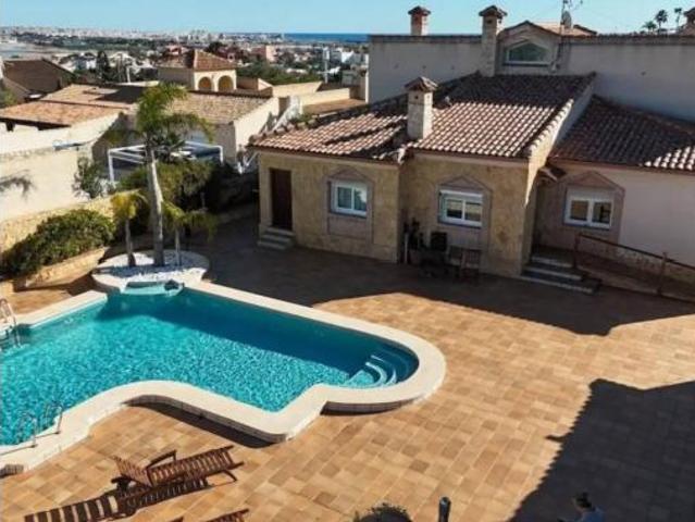 Chalet Venta Torrevieja, Torrevieja