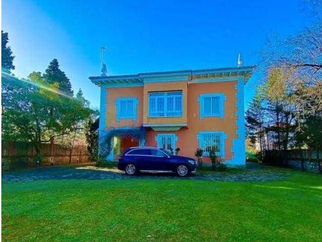 Chalet Venta Torrelavega, Duález Ganzo Torres