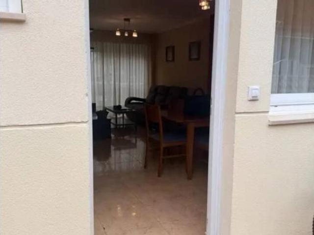Chalet Venta Torrelavega, Tanos
