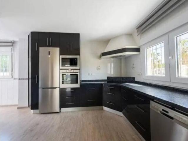 Chalet Venta Torremolinos, Los Álamos