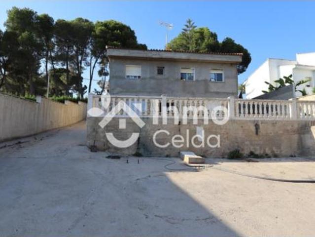 Chalet Venta Torrent, Urbanizaciones Cumbres de Calicanto Manyes Barbeta