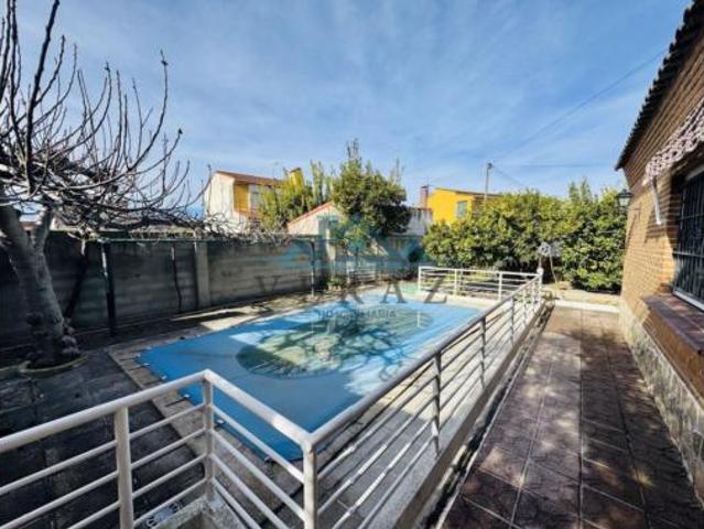 Chalet Venta Talavera de la Reina, Centro