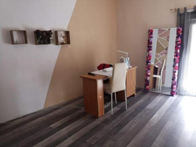 Chalet Venta Tudela, Centro