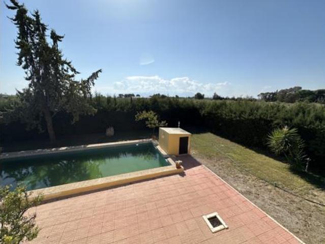Chalet Venta Úbeda, Úbeda