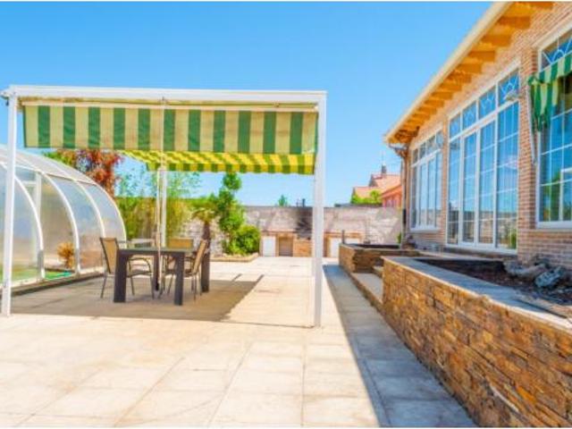 Chalet Venta Valdeaveruelo, Urbanización Sotolargo