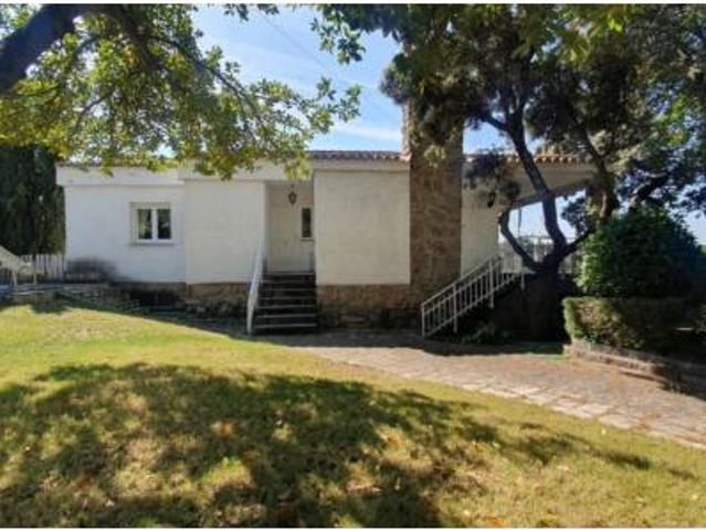 Chalet Venta Valdemorillo, Urbanización Cerro Alarcón I