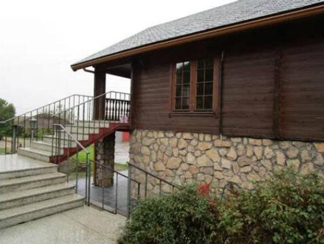 Chalet Venta Valdemorillo, Urbanización Pino Alto