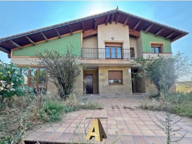 Chalet Venta Valdestillas, Valdestillas